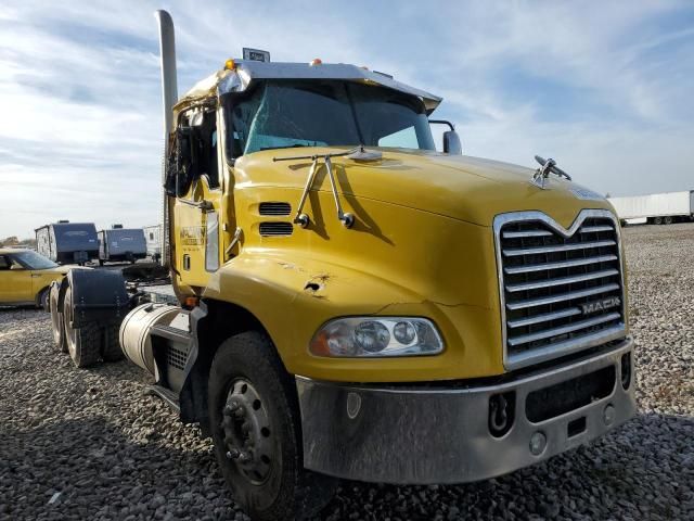 2018 Mack 600 CXU600