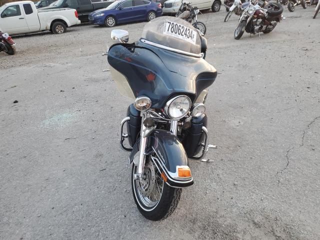 2001 Harley-Davidson Flhtcui