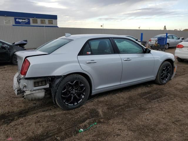 2019 Chrysler 300 Touring