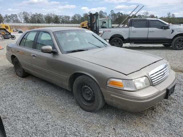 2001 Ford Crown Victoria