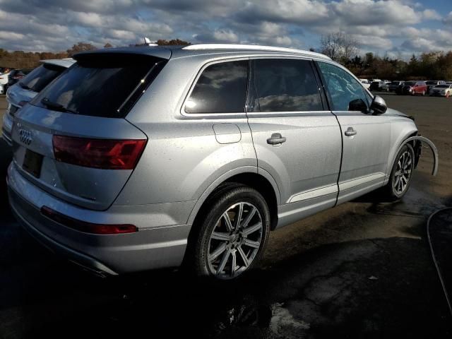 2019 Audi Q7 Premium Plus