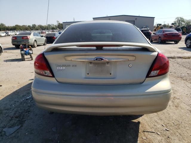 2003 Ford Taurus SE