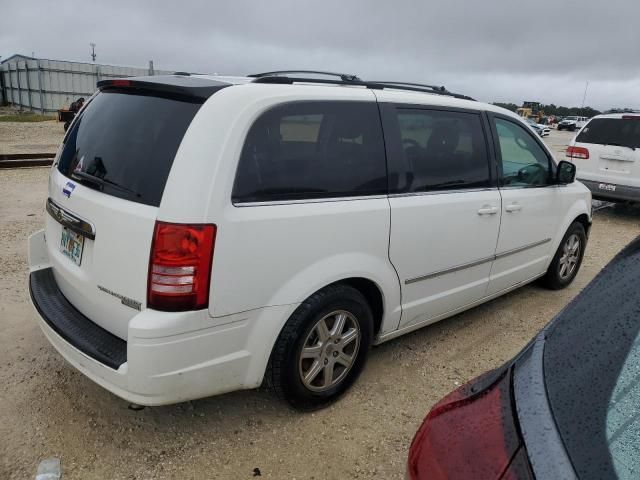 2010 Chrysler Town & Country Touring