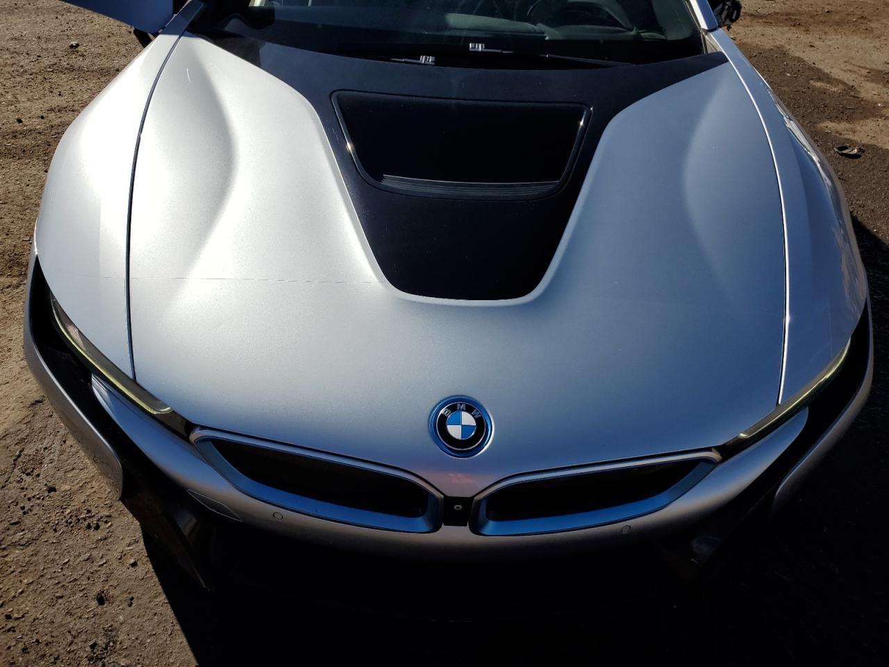 2015 BMW I8