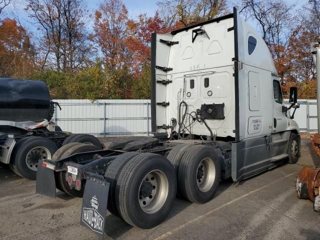 2017 Freightliner Cascadia 125