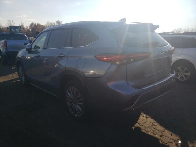 2022 Toyota Highlander Platinum