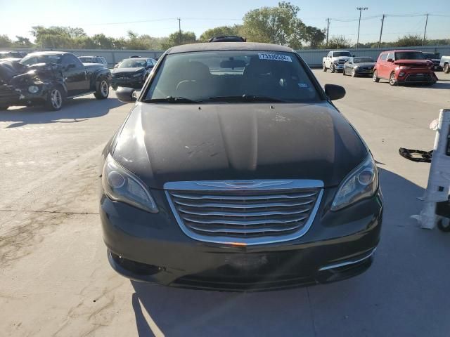 2014 Chrysler 200 LX