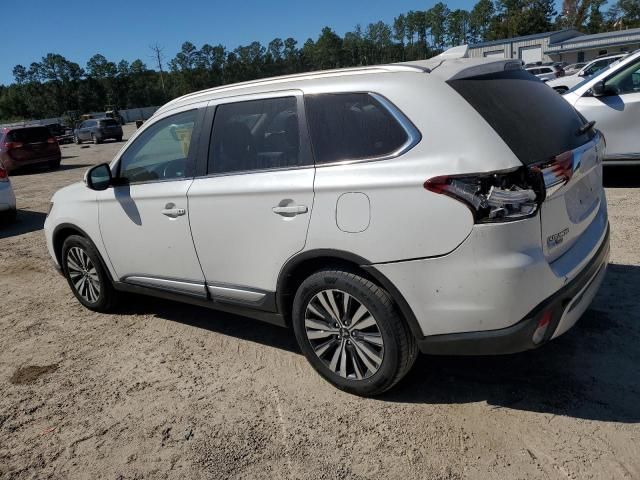 2020 Mitsubishi Outlander SE