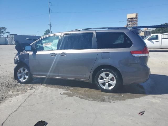 2013 Toyota Sienna LE