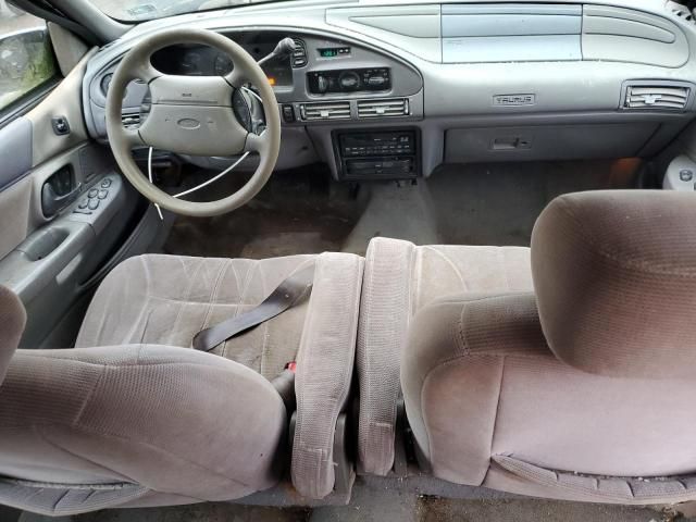 1995 Ford Taurus GL