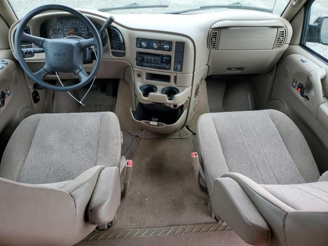 2003 GMC Safari XT