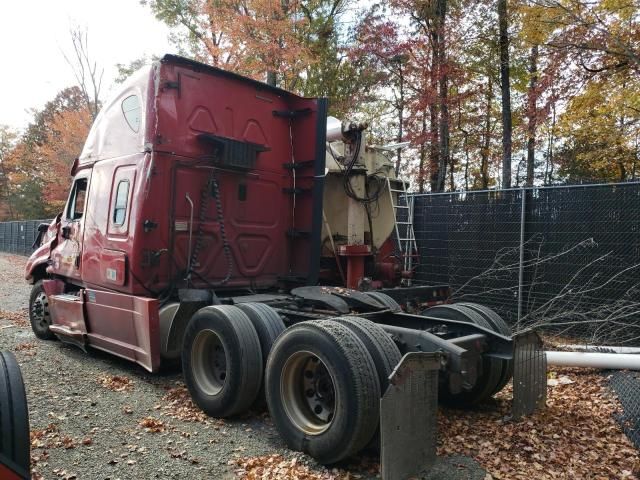 2015 Freightliner Cascadia 125