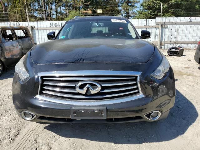 2016 Infiniti QX70