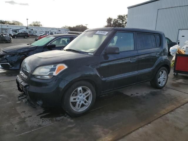 2010 KIA Soul +