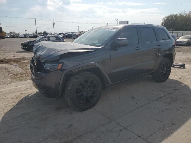 2020 Jeep Grand Cherokee Laredo