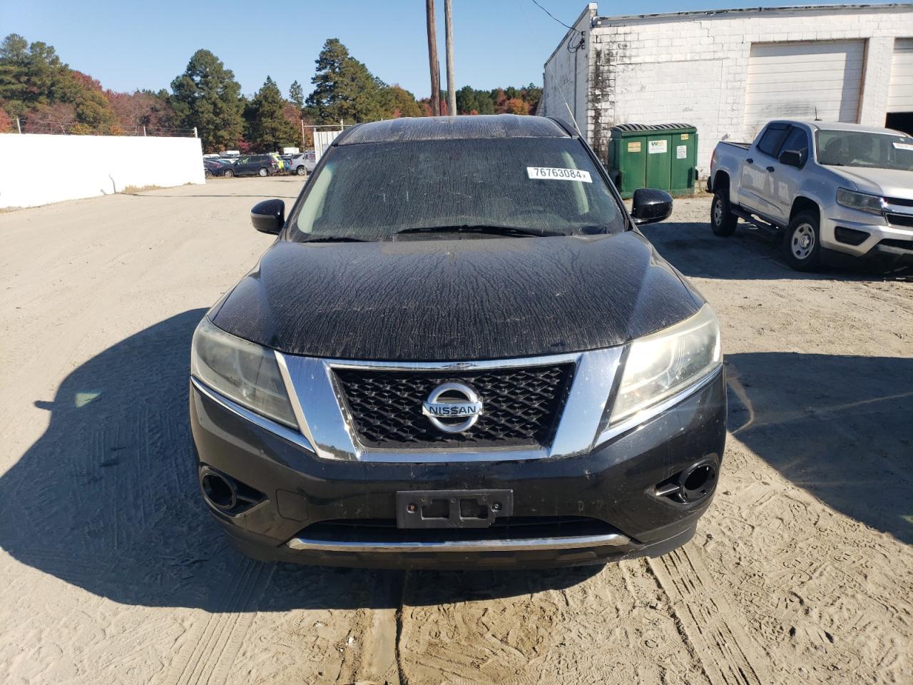 2013 Nissan Pathfinder s