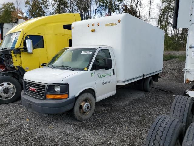 2010 GMC Savana Cutaway G3500