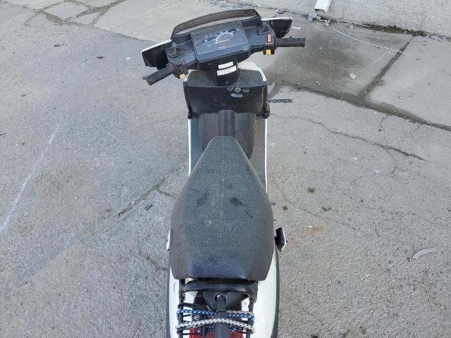 2000 Honda CH80