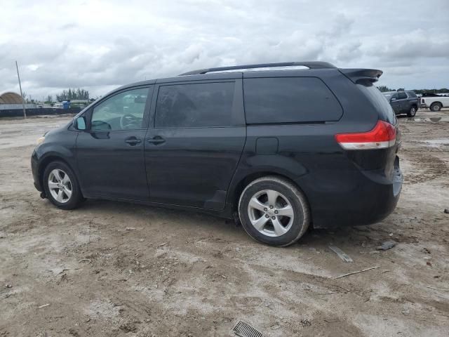 2011 Toyota Sienna LE