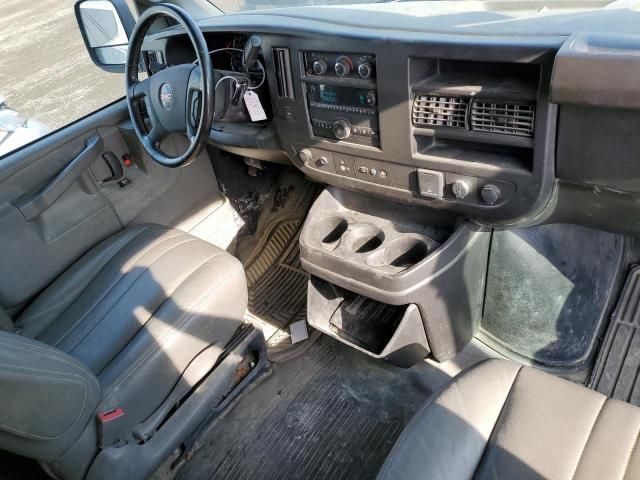 2023 GMC Savana G2500