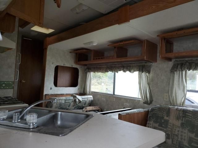 2003 Coachmen Trailer