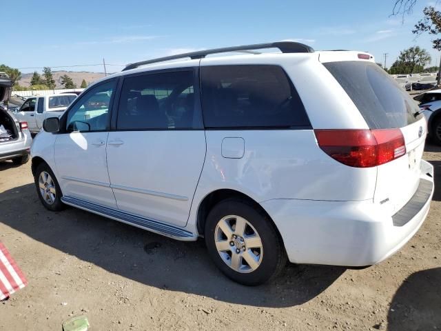 2005 Toyota Sienna CE