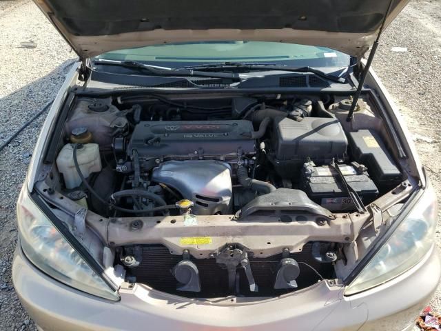 2004 Toyota Camry LE