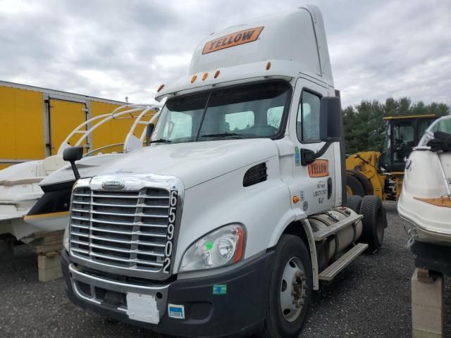 2014 Freightliner Cascadia 113