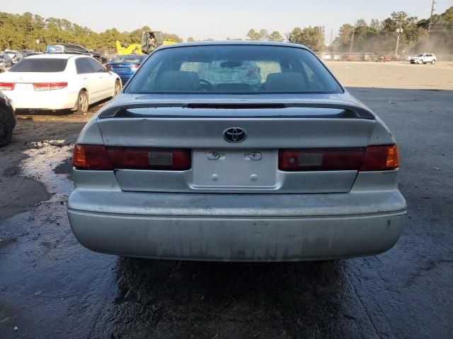 2000 Toyota Camry CE