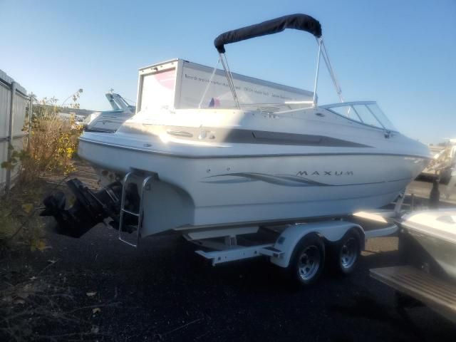 2000 MAX Boat With Trailer