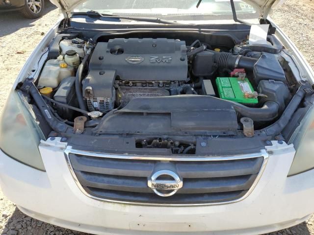 2003 Nissan Altima Base