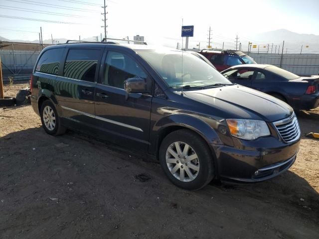 2014 Chrysler Town & Country Touring