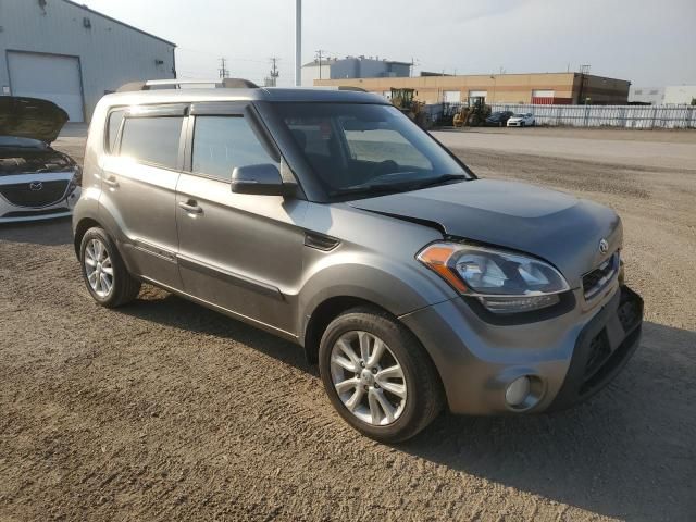 2013 KIA Soul +