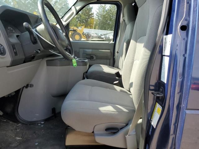 2013 Ford Econoline E350 Super Duty Van