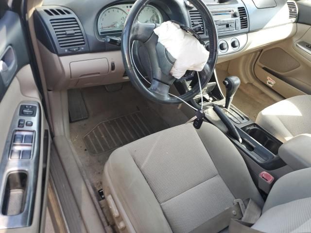 2004 Toyota Camry LE