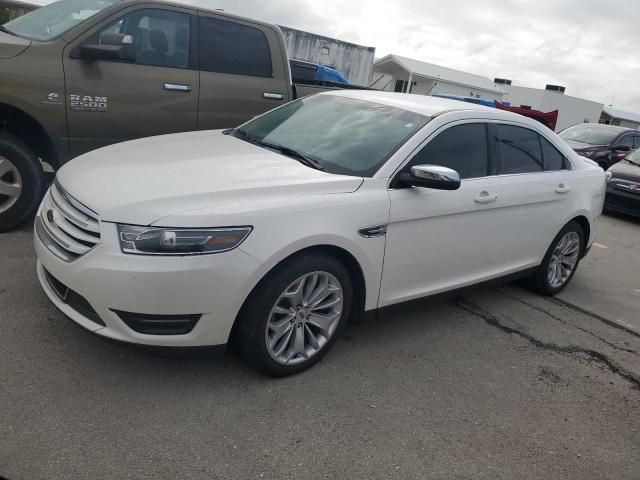 2016 Ford Taurus Limited