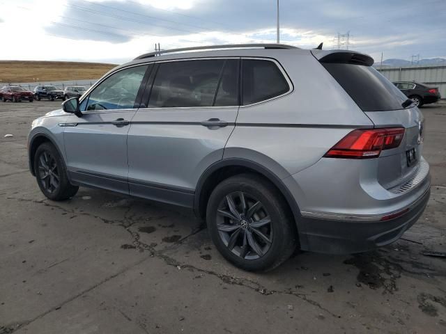 2022 Volkswagen Tiguan SE