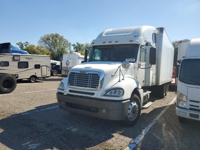 2007 Freightliner Conventional Columbia