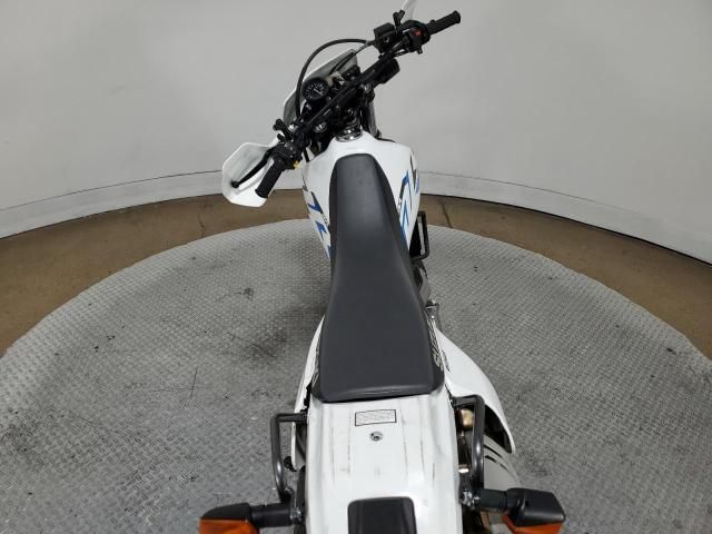 2024 Suzuki DR650 SE