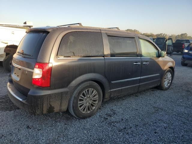 2016 Chrysler Town & Country Touring L