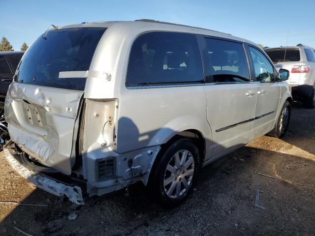 2011 Chrysler Town & Country Touring L