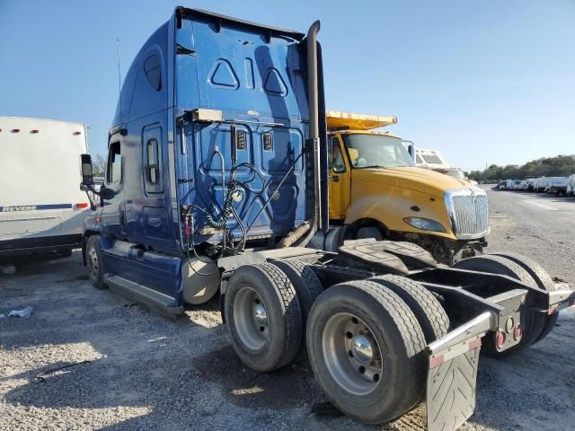 2011 Freightliner Cascadia 125