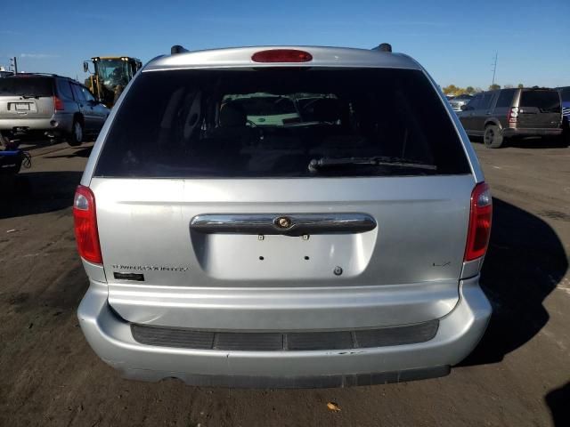 2005 Chrysler Town & Country LX