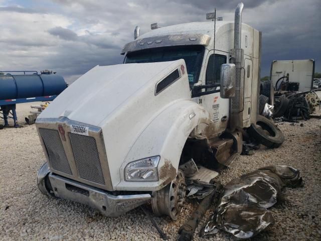 2024 Kenworth Construction T880