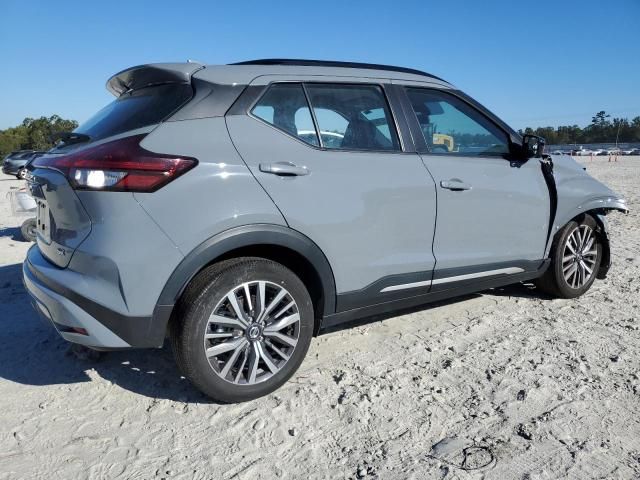 2021 Nissan Kicks SR