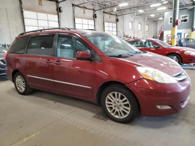 2010 Toyota Sienna XLE