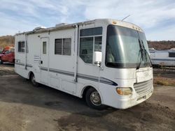 Workhorse Custom Chassis Motorhome salvage cars for sale: 2001 Workhorse Custom Chassis Motorhome Chassis P3500