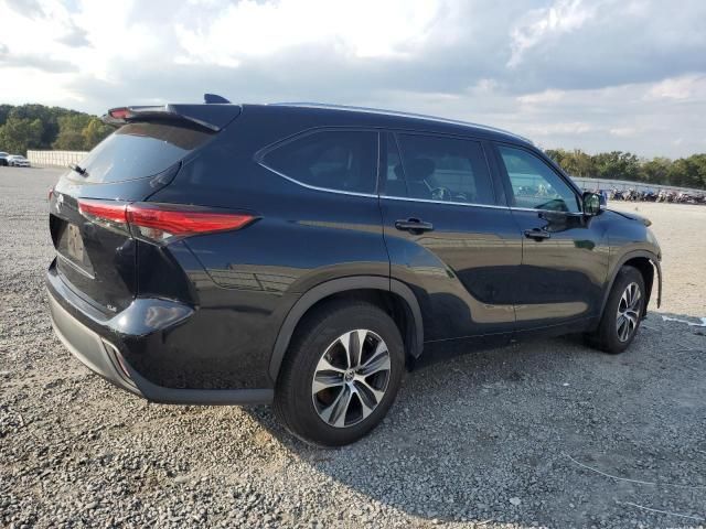 2021 Toyota Highlander XLE