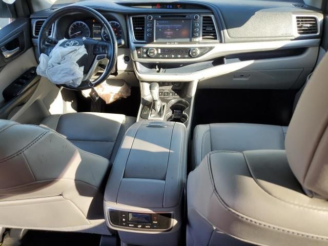 2018 Toyota Highlander SE