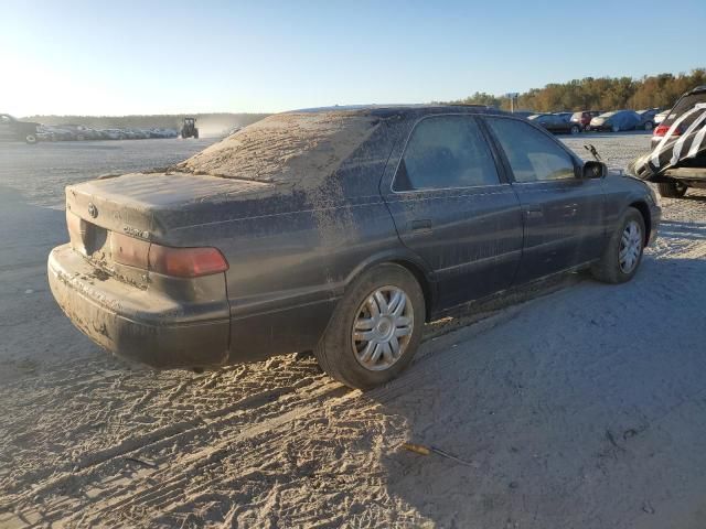 2001 Toyota Camry LE